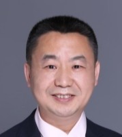王毅 照片