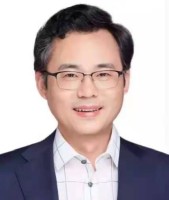 王亚愚 照片
