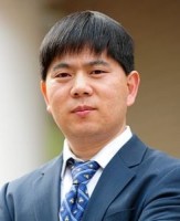 王凯波 照片