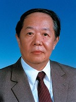 王崇愚 照片