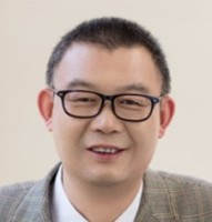 王巍 照片