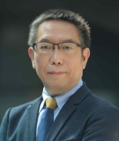 王钊 照片