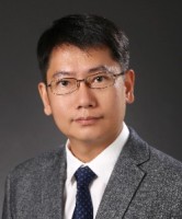 王钺 照片
