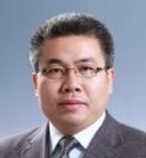 熊智华 照片