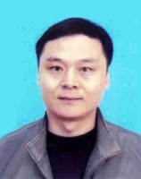 尹伟 照片