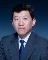 尹文生 照片