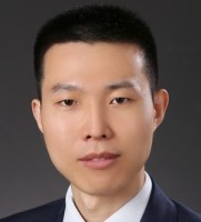 易鑫 照片