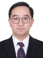 张春 照片