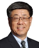 张新国 照片