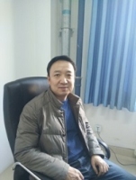 李磊 照片
