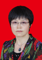 梁文英 照片