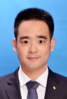 陈世伟 照片