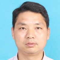 曾志雄 照片
