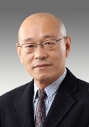 冯益华 照片