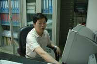 陈东林 照片