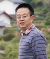 陈勇 照片