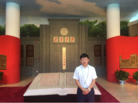 邓宏烈 照片