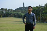 郭绍均 照片