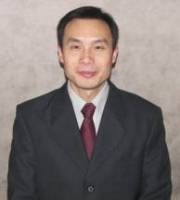 黄成敏 照片
