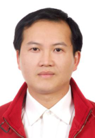 黄文典 照片