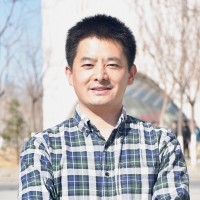 周磊 照片