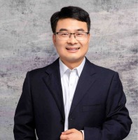 吕鹏辉 照片