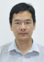 李二龙 照片