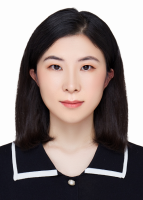 李君 照片