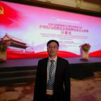 李建华 照片