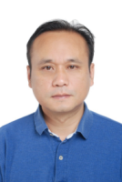 李毅 照片
