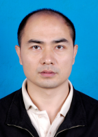 梁瑞峰 照片