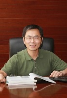 曹文斌 照片