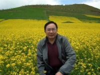 彭尚平 照片