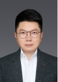吴潇 照片
