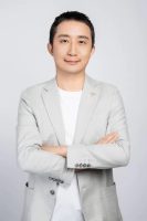 文强 照片