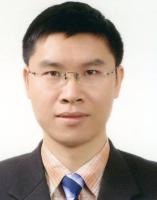 王君 照片