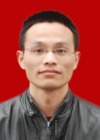 王琛 照片