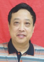 严正 照片