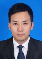 姚黎明 照片
