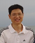尹皓 照片