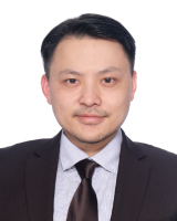 闫旭峰 照片