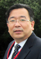 冯强 照片