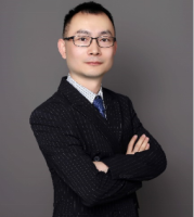 张宏 照片