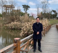 张洪松 照片