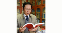 张衔 照片