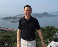 朱向东 照片