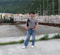 黄斌 照片