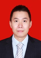李玉龙 照片