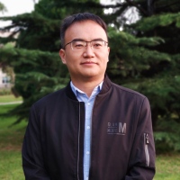 郭金 照片