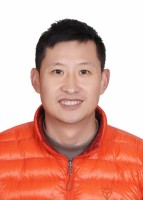 吴磊 照片